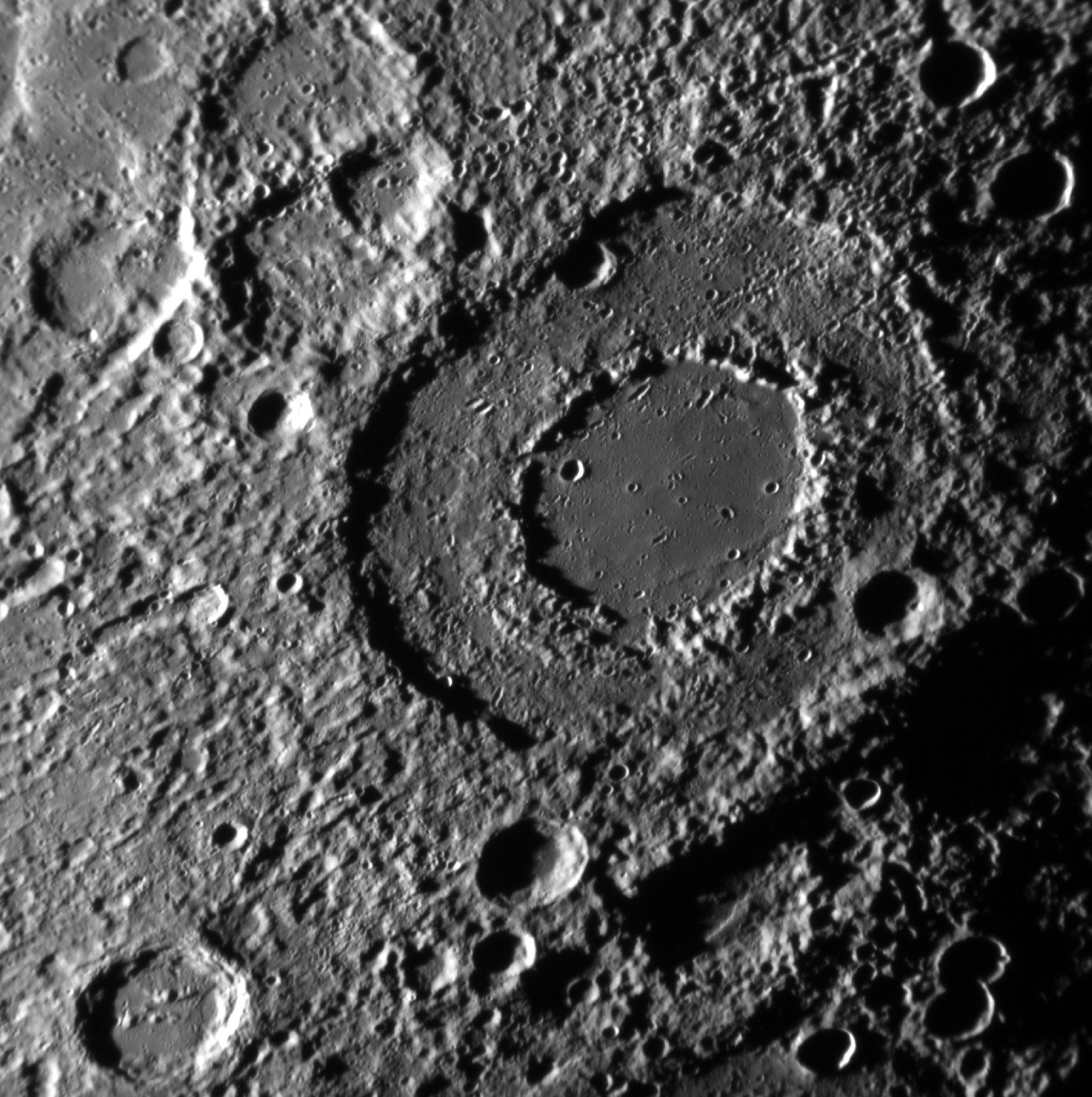 Michelangelo crater EN0241236952M